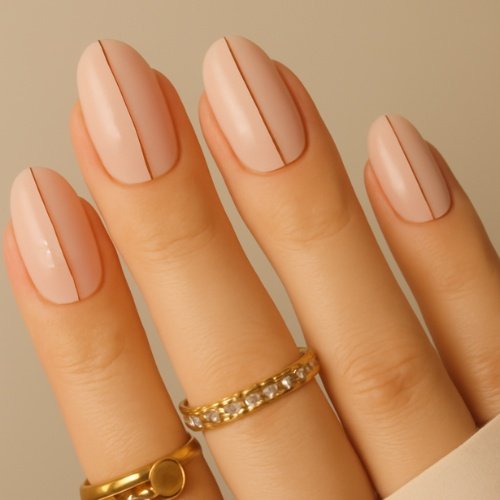 Minimalist Nail Lines