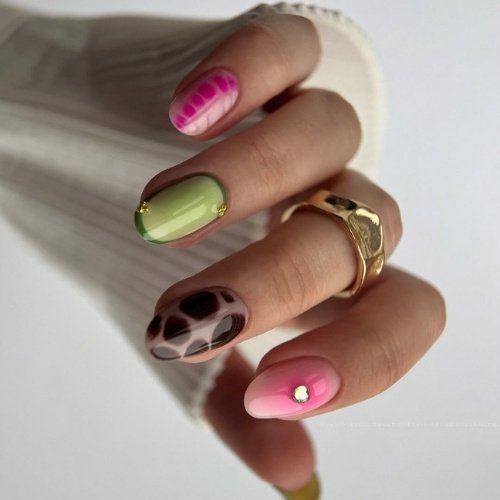 Funky Aura Mix Nails