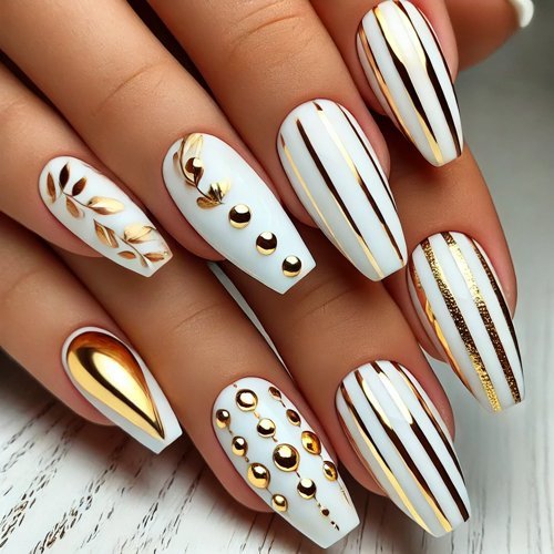 White and Gold Nail Art
