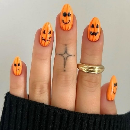 Cute Pumpkin Face Nails