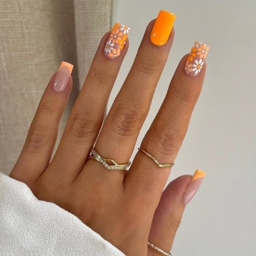 Daisy French Tips