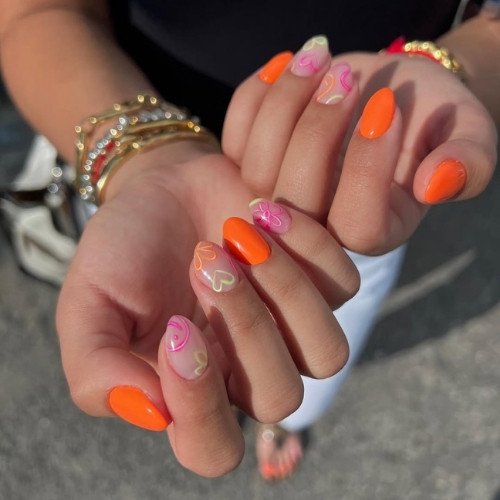 Swirl Nails