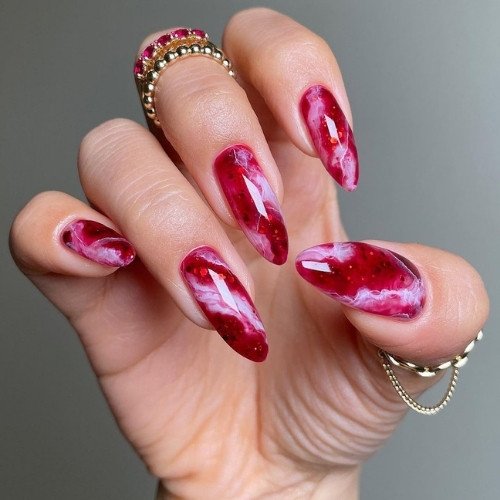 Marbled Red Art Nails