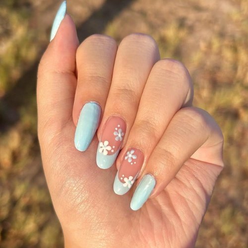 1.Sky Blue Florals Nails