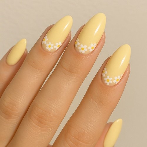 Daisy Chain Nail Art
