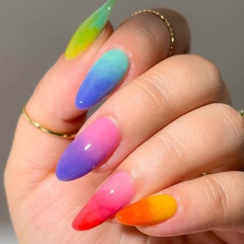 Melt Ombre Nails