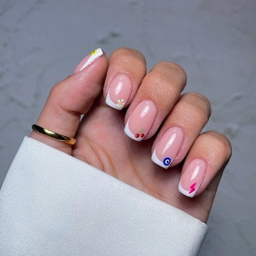 Mini Motif French Tip