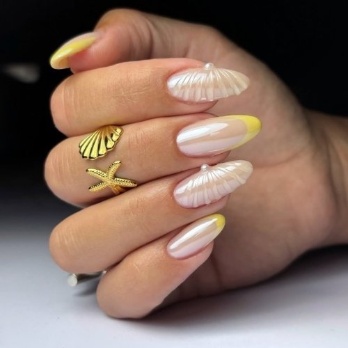 Seashell Nails