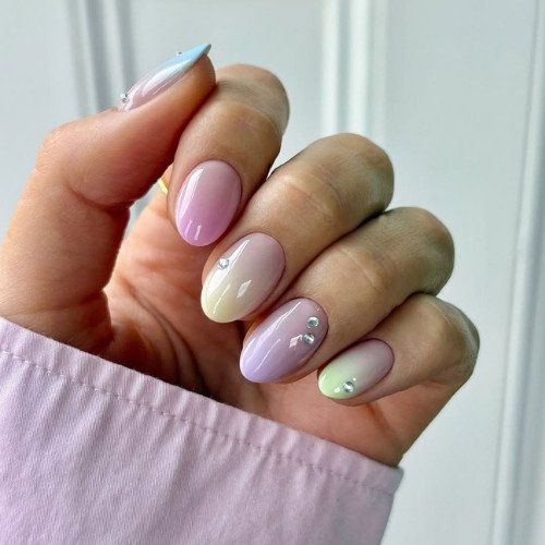 Soft Pastel Nails