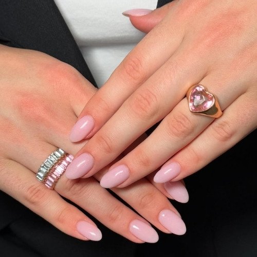 Glossy Almond Nails