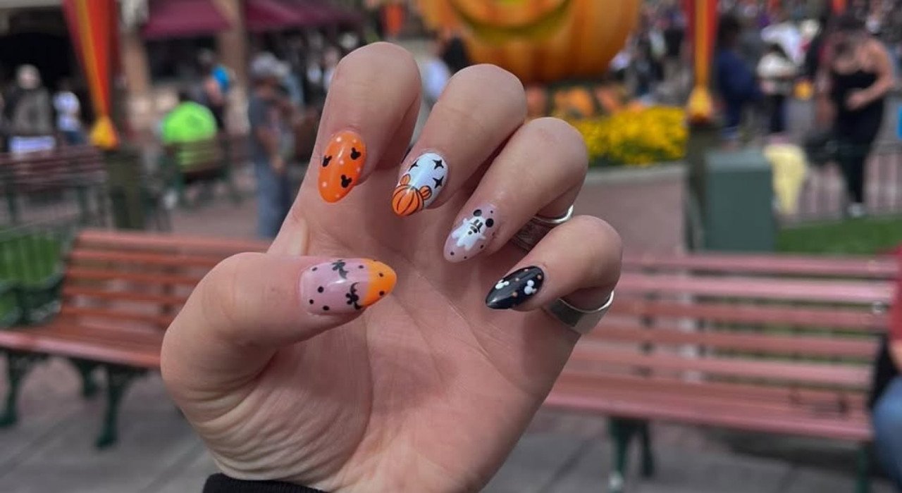 Halloween Nail Designs