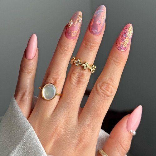Coral Reef Marble Nails