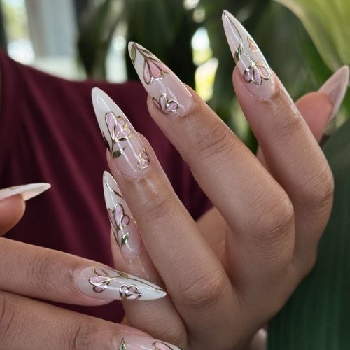 Gold Outline Nails