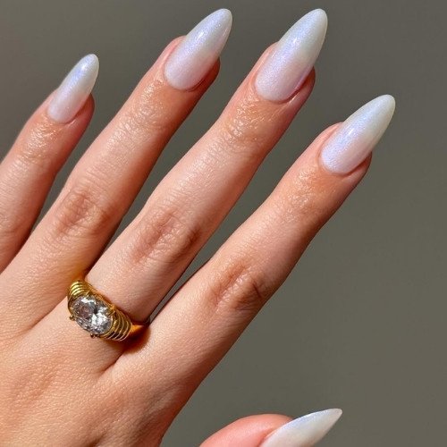 Iridescent Pearl Glow Nails