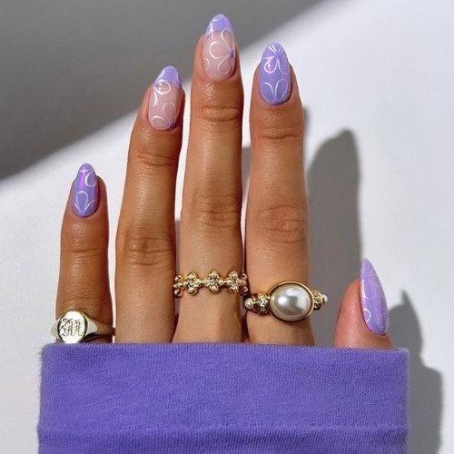 Lilac Chrome Flower Outline Nails