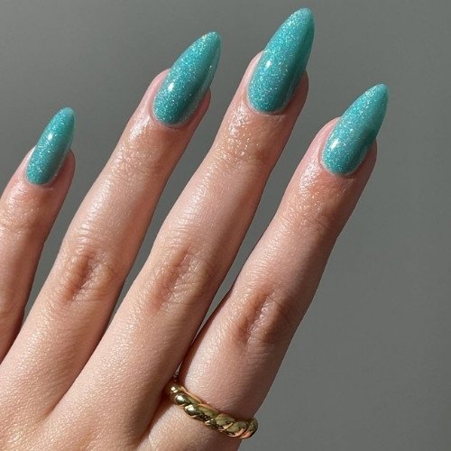 Shimmering Seafoam Nails