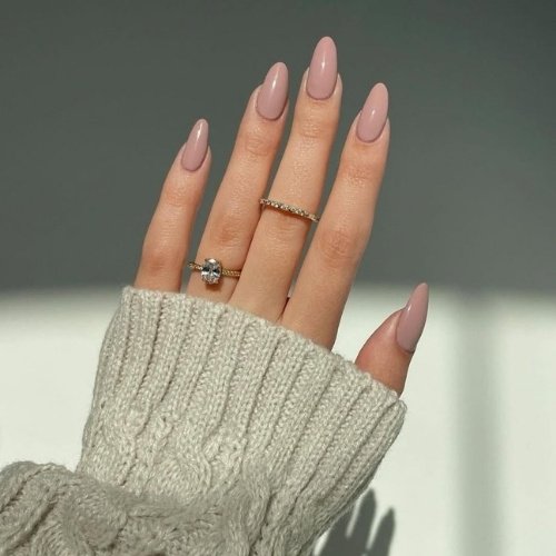 Soft Nude Nails